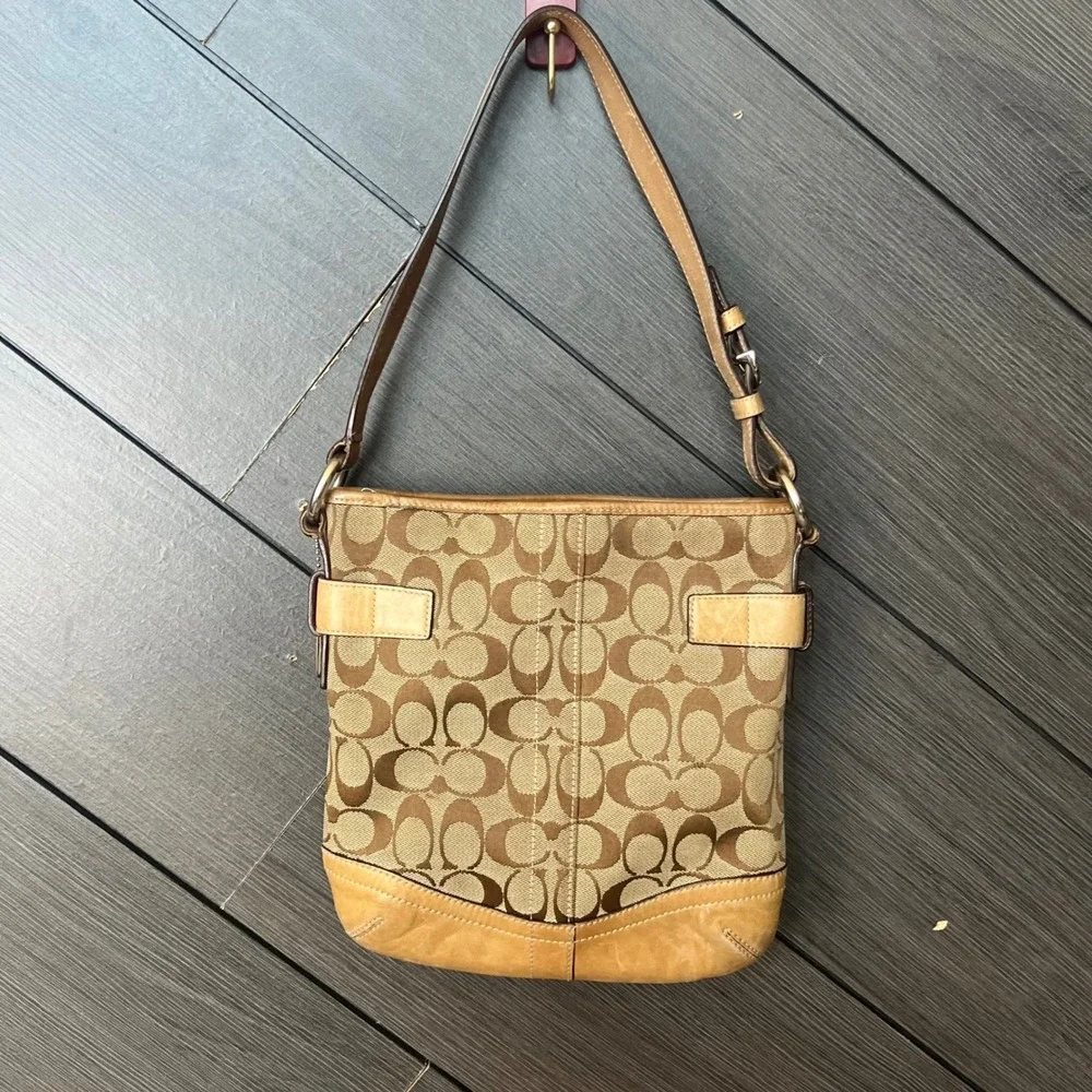Coach Women's Signature Soho Shoulder Bag Brown Tan Canvas Leather Y2K